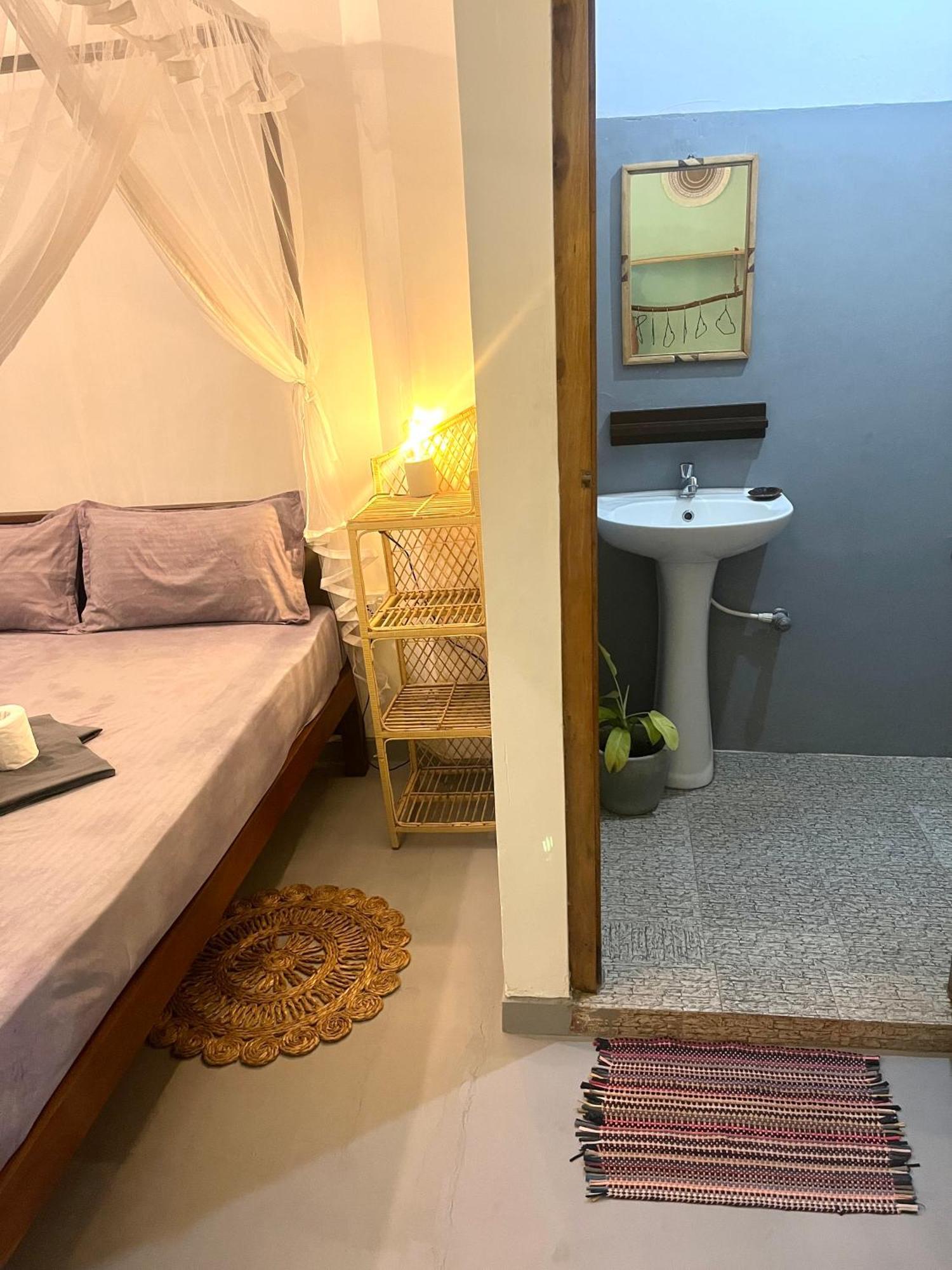 Just Another Guesthouse Polhena Esterno foto